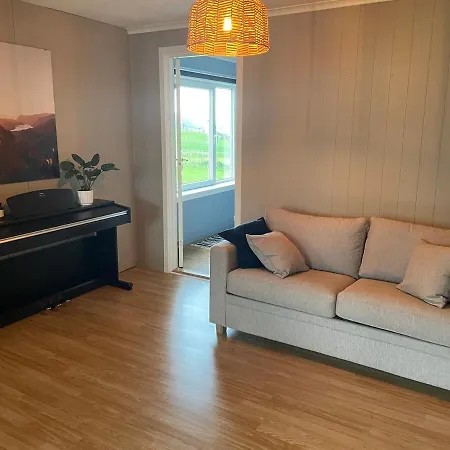Location, Location, Location Apartment *