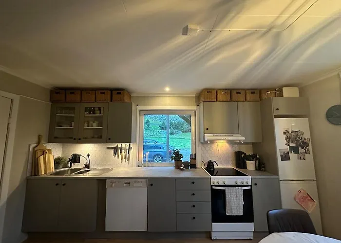 Location, Location, Location * Ervik (Vestland)