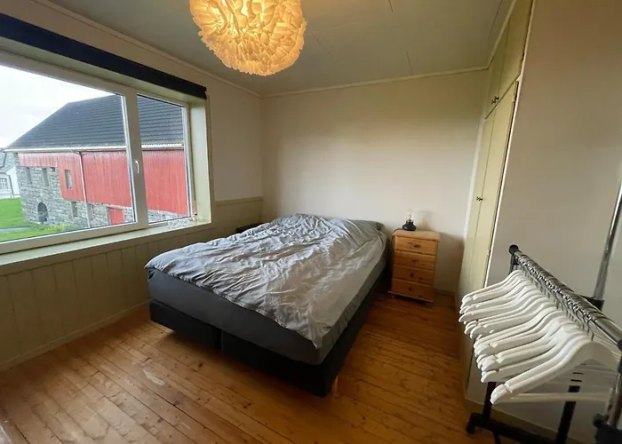 Location, Location, Location Ervik (Vestland)