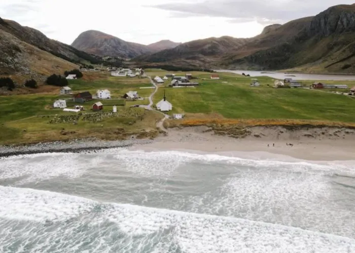 Location, Location, Location 아파트